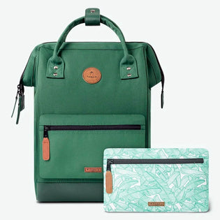 adventurer-verde-oscuro-mediano-mochila-cabaia-reinventa-los-accesorios-para-mujeres-hombres-y-ninos-mochilas-bolsos-de-viaje-maletas-bolsos-bandolera-kits-de-viaje-gorros