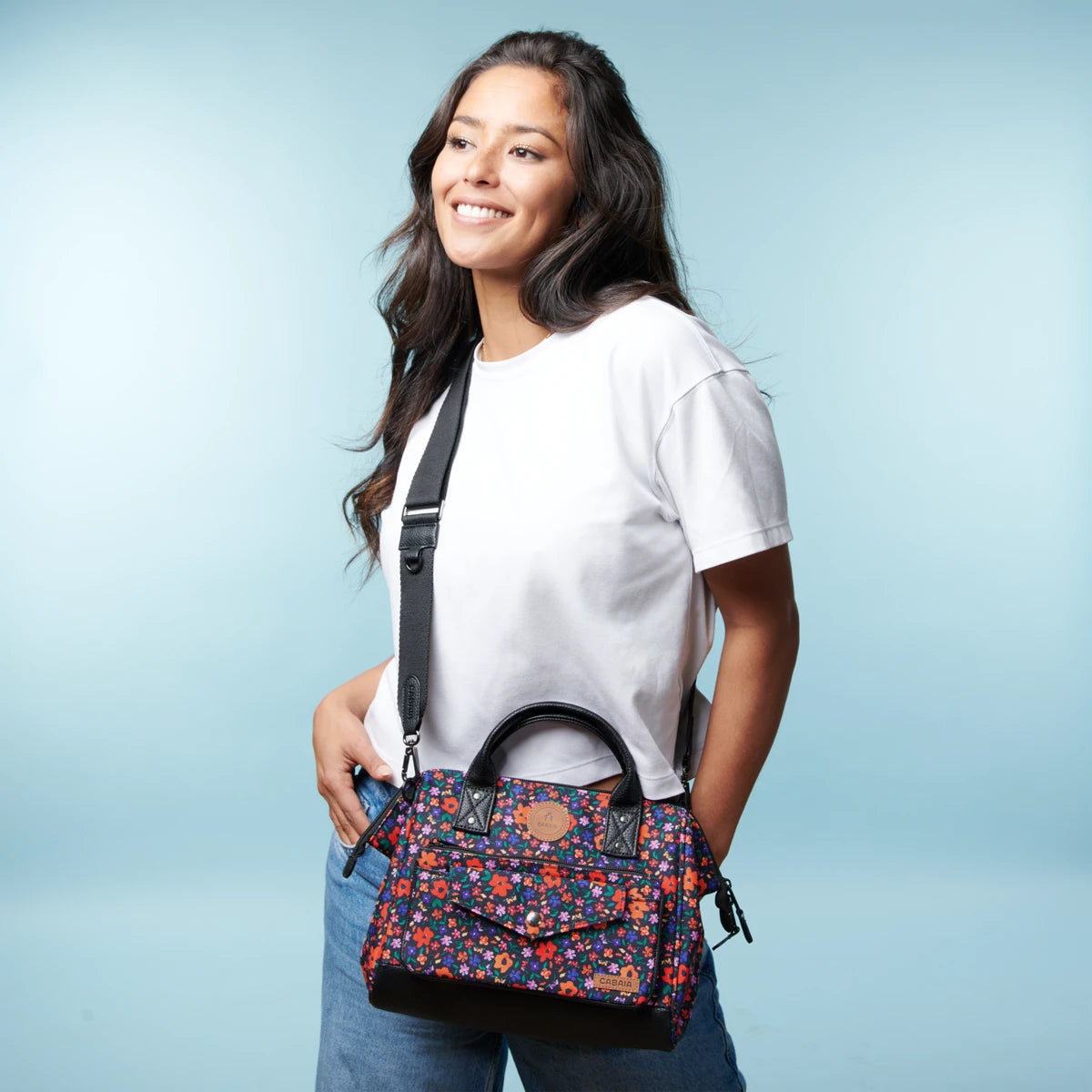 Adventurer Umhängetasche Crossbody M Maupiti - Cabaïa Europe - 