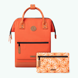 adventurer-naranja-mediano-mochila-cabaia-reinventa-los-accesorios-para-mujeres-hombres-y-ninos-mochilas-bolsos-de-viaje-maletas-bolsos-bandolera-kits-de-viaje-gorros