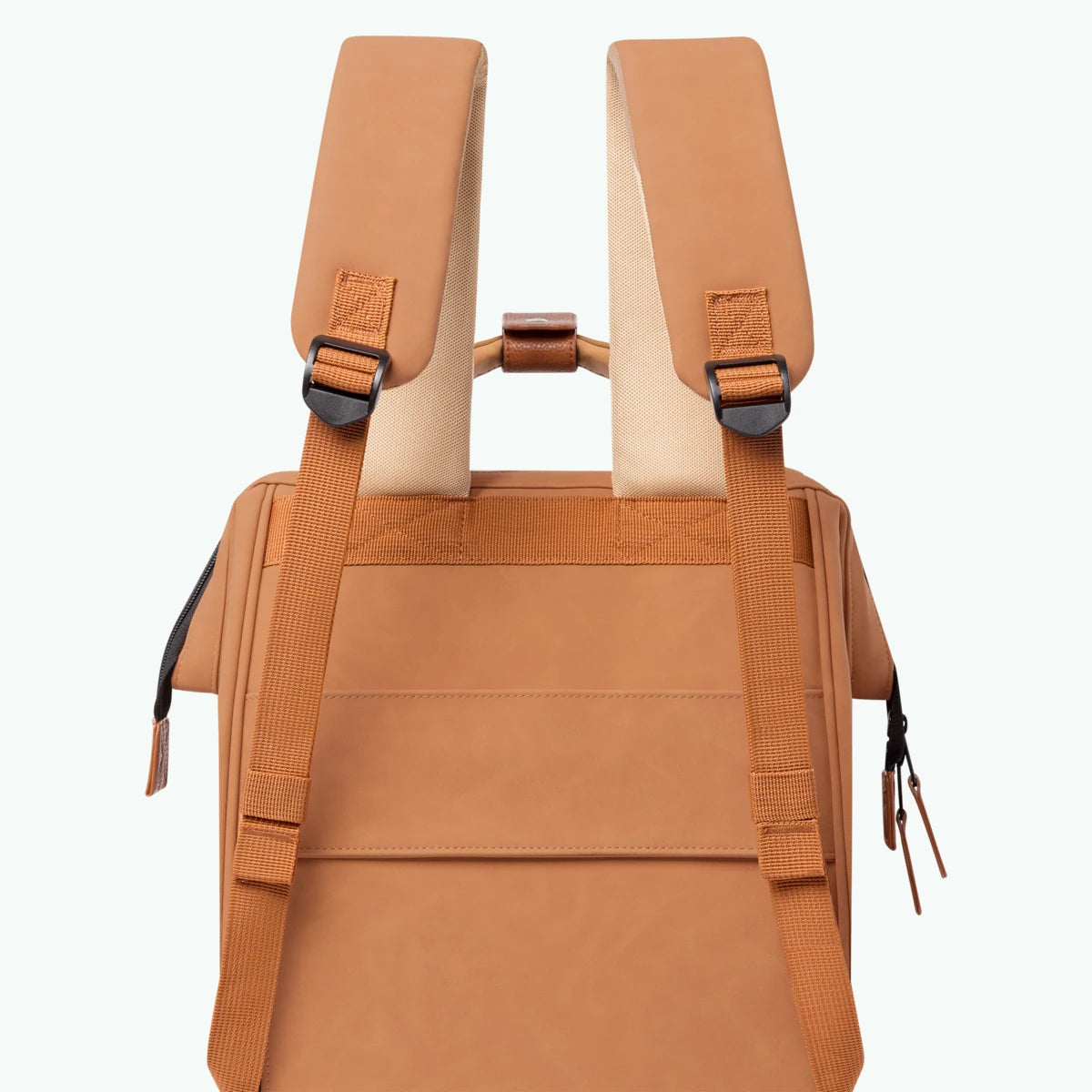 Adventurer Rucksack M Moscow - Cabaïa Europe - 
