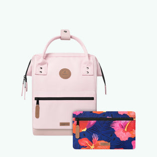 adventurer-rosa-claro-mini-mochila-cabaia-reinventa-los-accesorios-para-mujeres-hombres-y-ninos-mochilas-bolsos-de-viaje-maletas-bolsos-bandolera-kits-de-viaje-gorros
