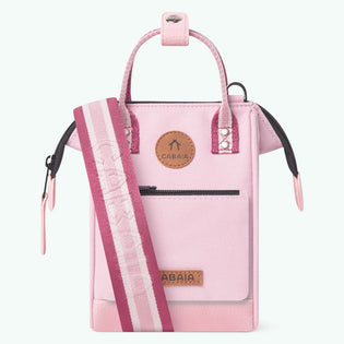 assouan-nano-bag-1-tasca-cabaia-reinventa-gli-accessori-per-donne-uomini-e-bambini-zaini-borsoni-valigie-borse-a-tracolla-kit-da-viaggio-berretti
