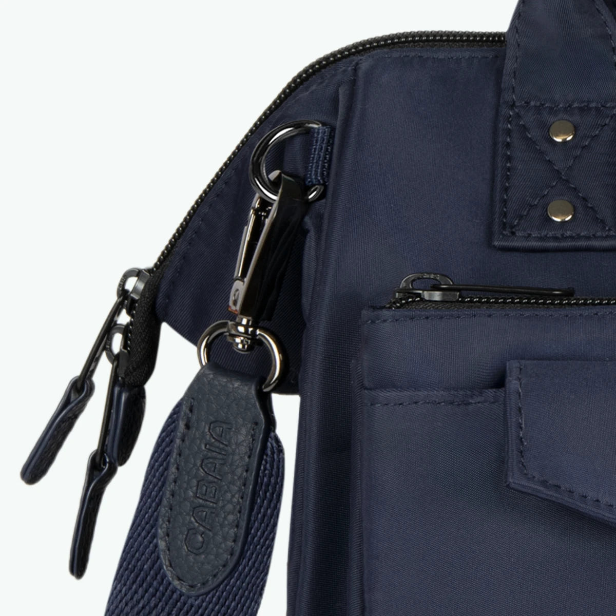 Adventurer Umhängetasche Crossbody M Nara - Cabaïa Europe - 
