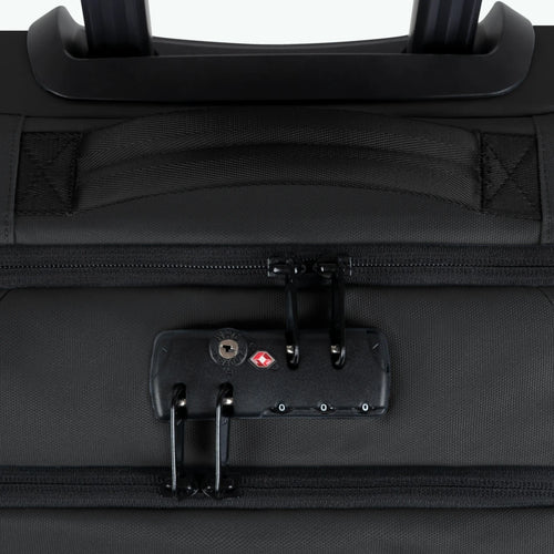 IT Luggage Census 55 Cm Valigia Morbida Con 8 Ruote (TSA Lock) - Pelle Grigia, Capacità Oltre 100L