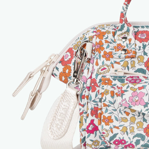 Crossbody Adventurer Small Emma and Amelia - Cabaïa Europe -  - Cabaïa Europe