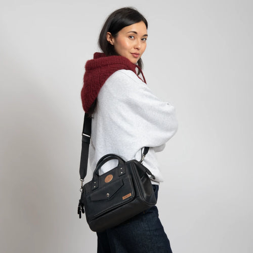 Crossbody Adventurer Medium Chelsea - Cabaïa Europe -  - Cabaïa Europe