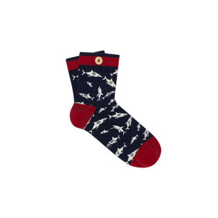 unlosable-socks-wood-button-kids-sockkids20-jule-cabaia-herontwerpt-accessoires-voor-vrouwen-mannen-en-kinderen-rugzakken-reistassen-koffers-schoudertassen-reiskits-mutsen