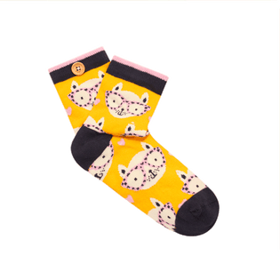 leonora-amp-arthur-we-produced-cruelty-free-and-highly-colored-beanies-socks-backpacks-towels-for-men-women-kids-our-accesories-all-have-their-own-ingeniosity-to-discover