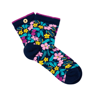 lisa-amp-luc-we-produced-cruelty-free-and-highly-colored-beanies-socks-backpacks-towels-for-men-women-kids-our-accesories-all-have-their-own-ingeniosity-to-discover