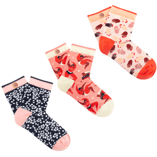 new-take-a-breath-3-socks-cabaia-reinvents-accessories-for-women-men-and-children-backpacks-duffle-bags-suitcases-crossbody-bags-travel-kits-beanies