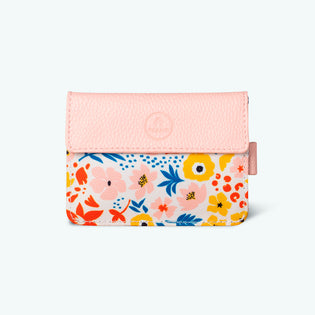 card-holder-sintra-cabaia-reinvents-accessories-for-women-men-and-children-backpacks-duffle-bags-suitcases-crossbody-bags-travel-kits-beanies